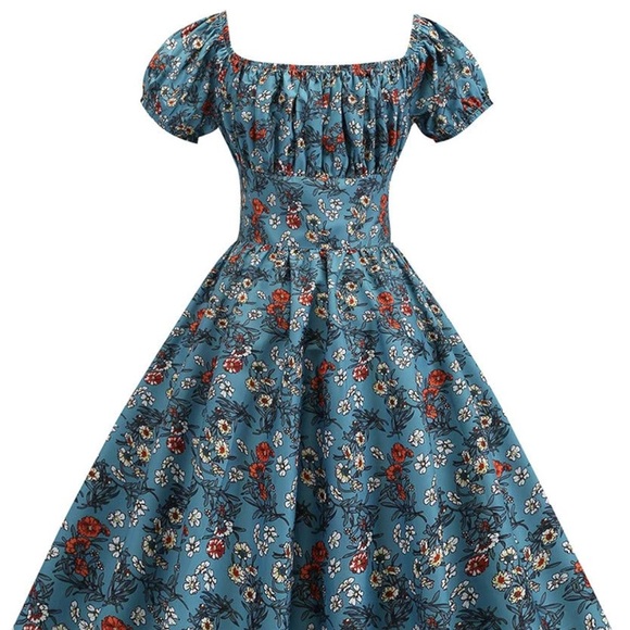 Off Shoulder Miss Fox Floral Dress - Picture 3 of 13